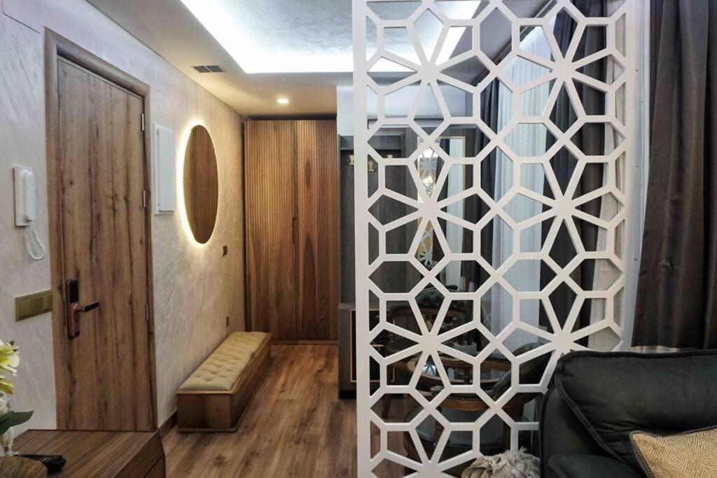 New Luxury 3-Bedroom Apartment Segovia Bagian luar foto