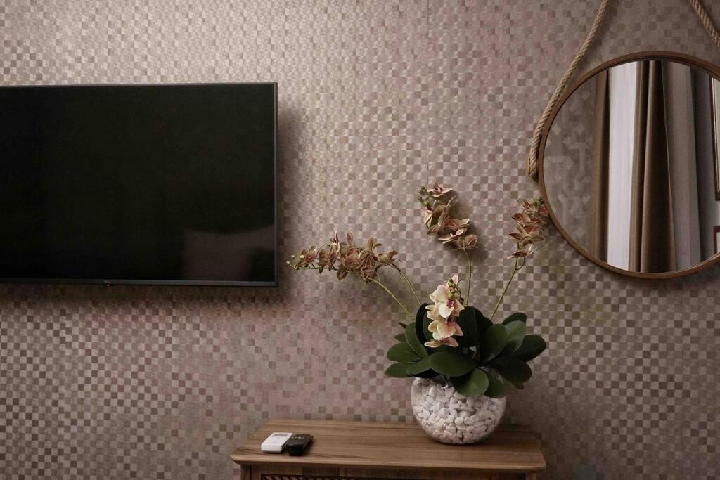 New Luxury 3-Bedroom Apartment Segovia Bagian luar foto