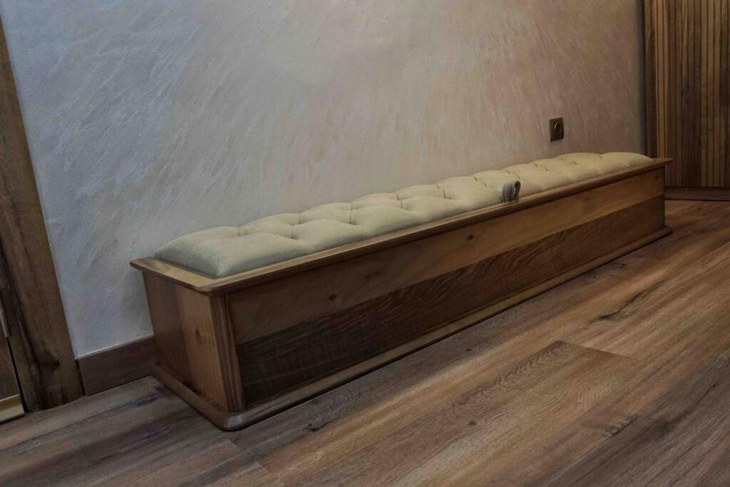 New Luxury 3-Bedroom Apartment Segovia Bagian luar foto